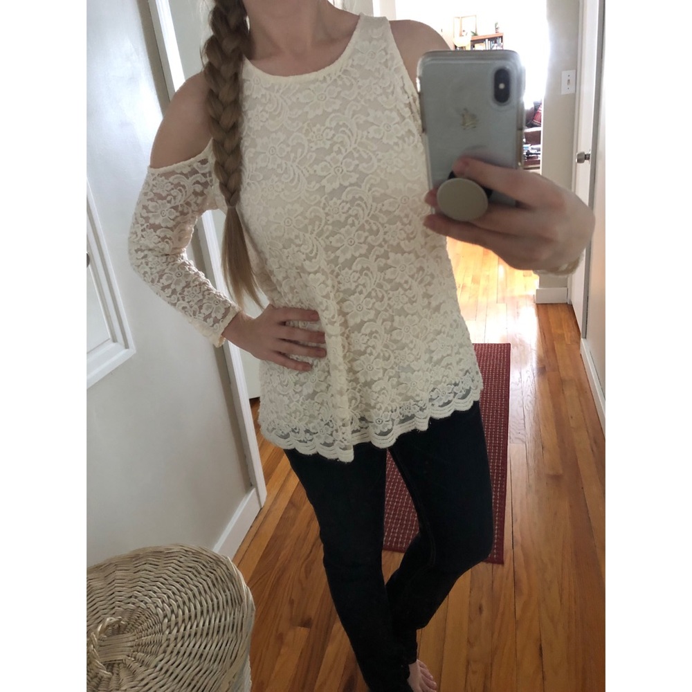 Hollister Co. Lace Exposed Shoulder Long Sleeve